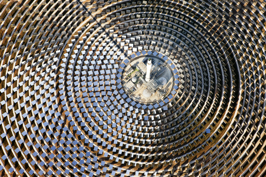 Un four solaire à concentration  - (source : Markel Redondo)