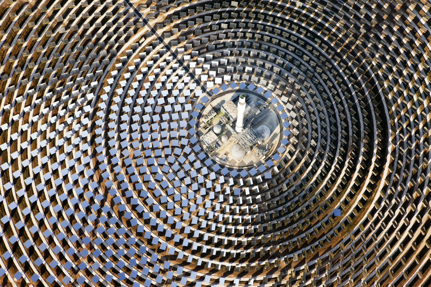 Un four solaire à concentration  - (source : Markel Redondo)